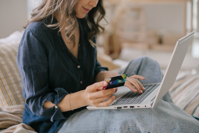 E-handeln i Sverige fortsätter växa – logistiken pressas